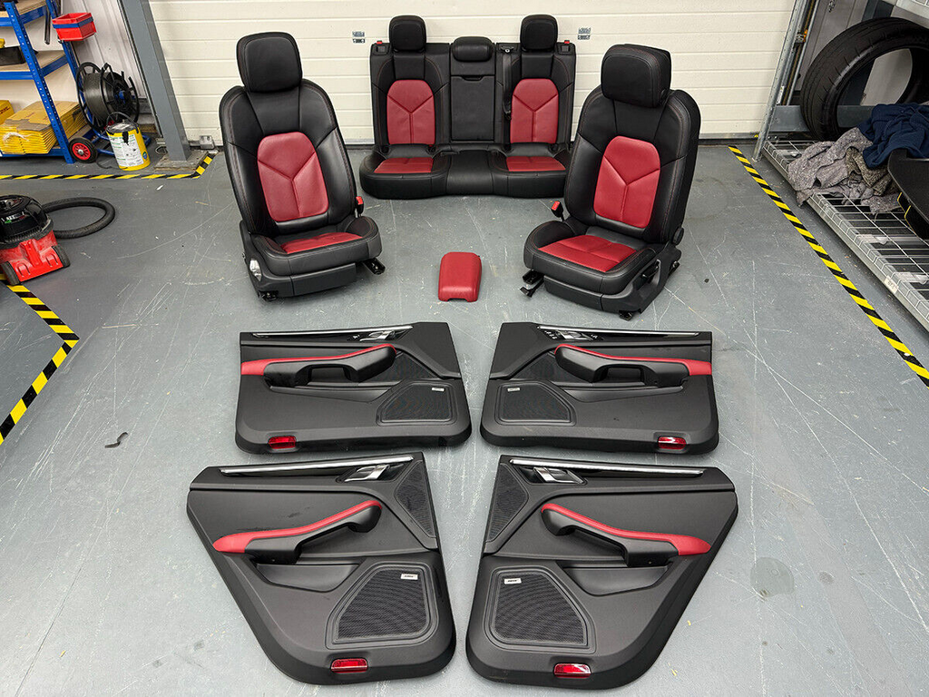 PORSCHE MACAN INTERIOR SET RED/ BLACK LEATHER COMPLETE WITH DOOR CARDS. (RHD)