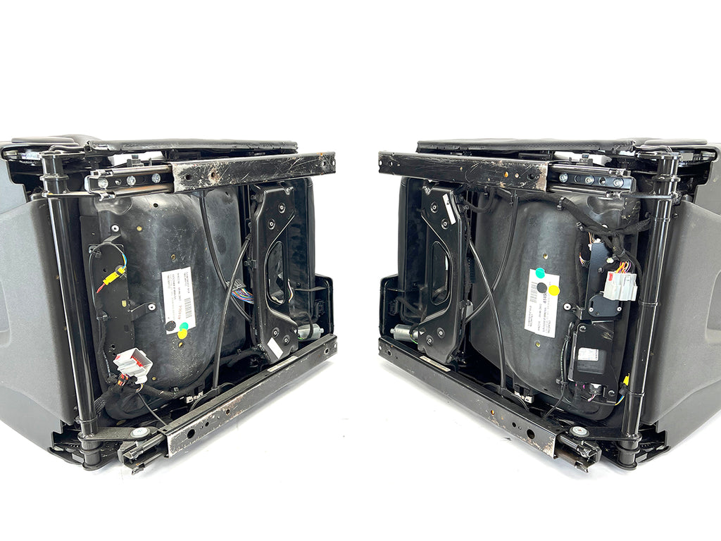 GENUINE MCLAREN 675LT/ 650S ELECTRIC COMFORT SEATS IN BLACK ALCANTARA & LEATHER