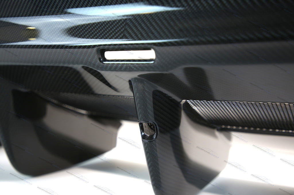 MCLAREN 600LT MSO CARBON REAR BUMPER WITH CAMERA 13AB827RP-CGF0SN-003