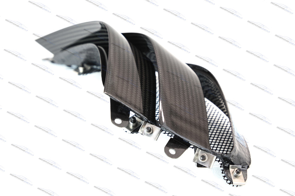 MCLAREN 600LT CARBON FIBRE FRONT LOUVE SET