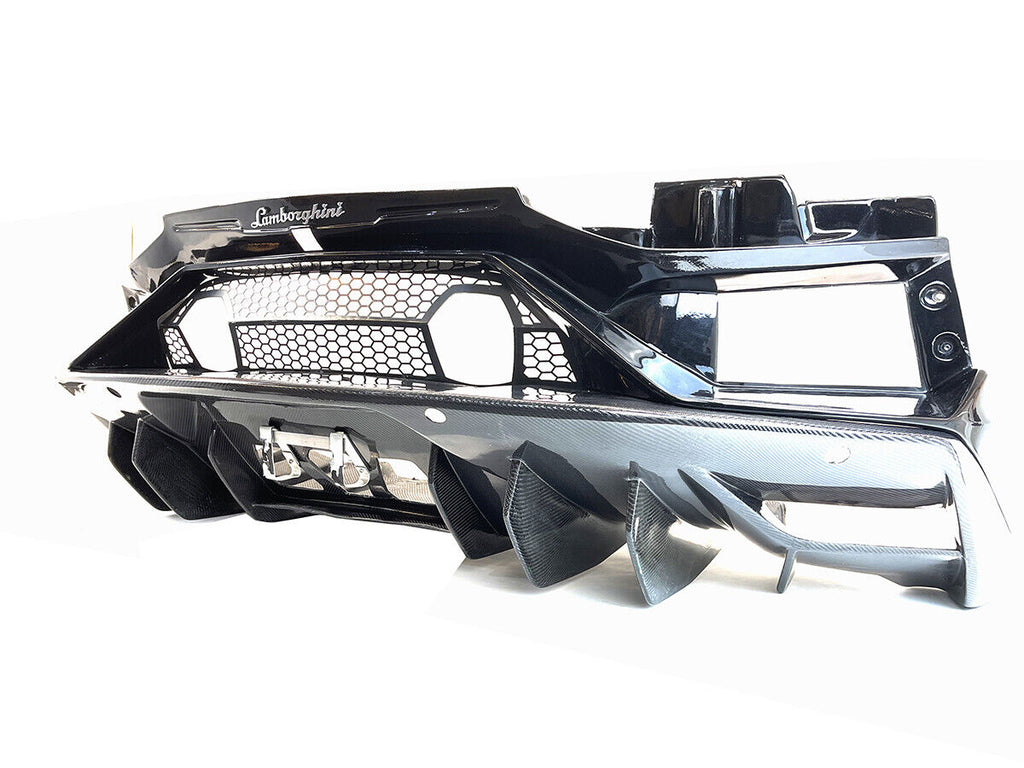 LAMBORGHINI AVENTADOR ULTIMAE/ SVJ CARBON REAR BUMPER WITH CENTER GRILL